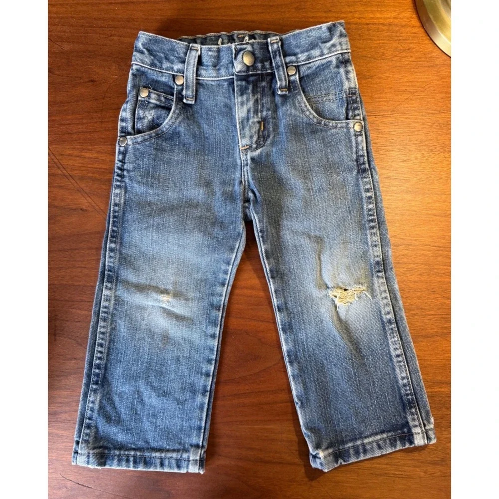 Wrangler Retro Toddler Boy 2T Slim Straight  Jeans Medium Wash Distressed Cowboy
